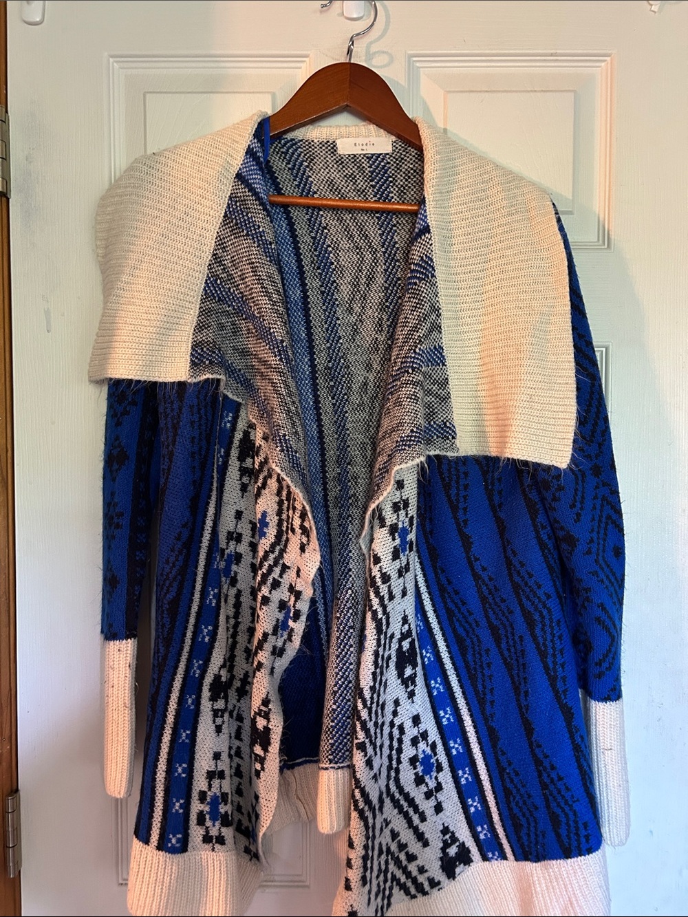 Elodie Blue and Cream Open-Front Patterned Shawl Cardigan